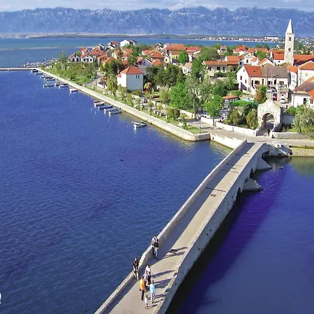 Villa Modern In By The Sea