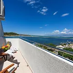 Vila Modern In By The Sea Nin