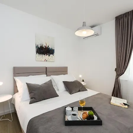 Modern In With Terrace Villa
