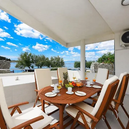 Villa Modern In With Terrace
