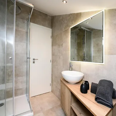 Modern In With Terrace Villa *