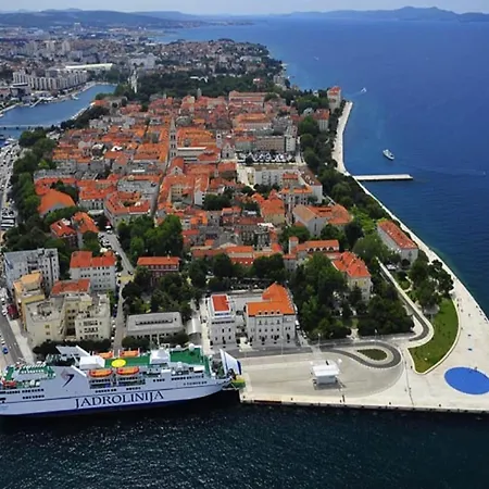 Modern In By The Sea 别墅 *