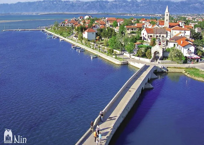 Villa Modern In By The Sea